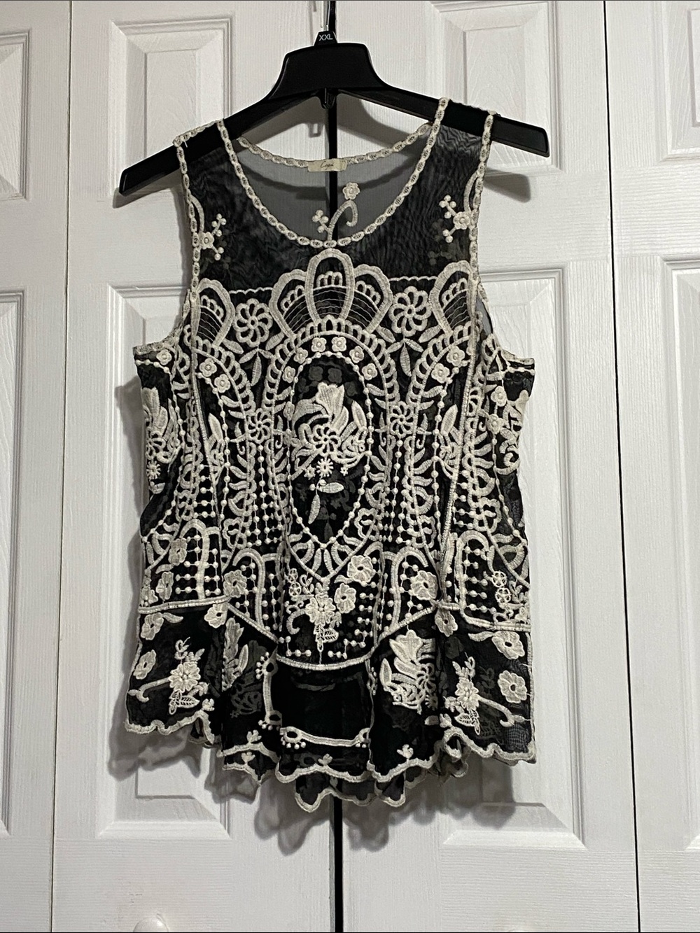 Capri black mesh &  Ivory  Lace Round-Neck Boho Sheer top shirt Blouse  M  /  L
